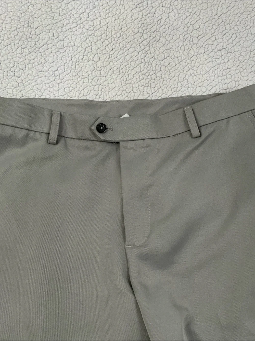 IZOD Golf Pants Men’s 36x32 Gray Pockets Flat Front Straight Leg Athletic